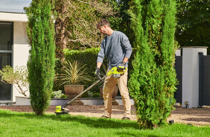 Ryobi RY18LT33A-0 18V ONE+ Cordless 33cm EasyEdge™ Grass Trimmer (Bare Tool)